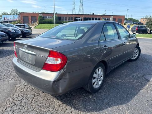 Used 2004 Toyota Camry SE FWD image 6