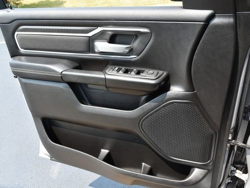 Used 2025 RAM 1500 Big Horn AWD/4WD image 25