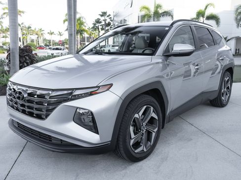 Used 2022 Hyundai Tucson SEL w/ Convenience + Premium Package FWD image 6