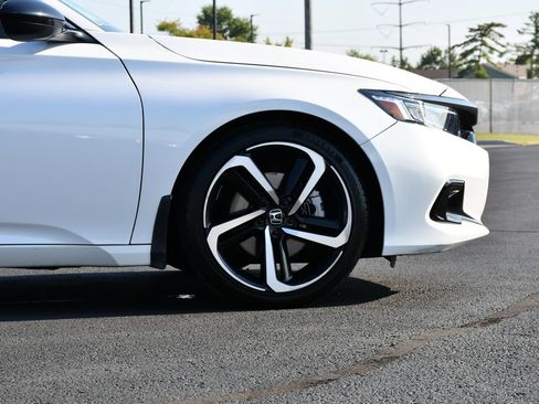 Used 2022 Honda Accord Sport image 9