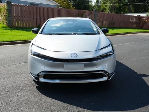 Used 2026 Toyota Prius Plug-In Hybrid FWD image 2