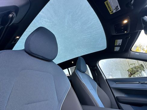 New 2026 Volvo EX30 Plus w/ Climate Package RWD image 19