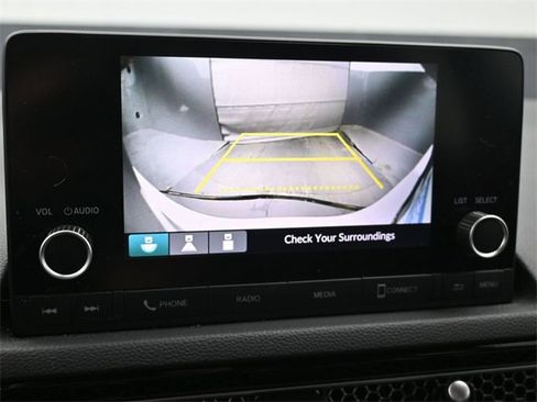 Used 2023 Honda Civic Sport image 32