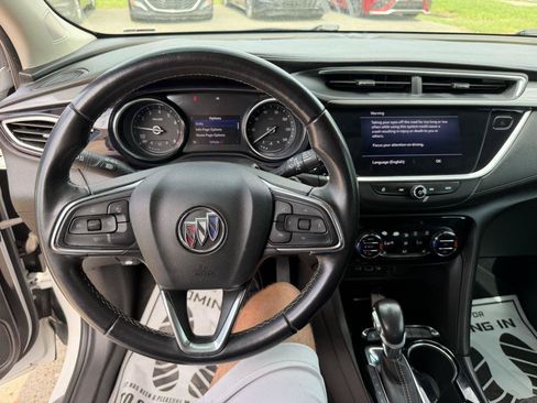 Used 2020 Buick Encore GX Select FWD image 17
