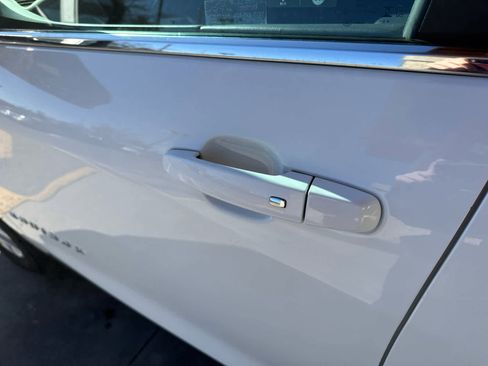 Certified 2024 Chevrolet Equinox LT image 9