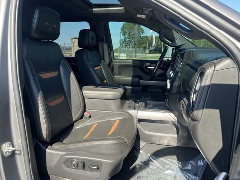 Used 2020 GMC Sierra 1500 AT4 w/ AT4 Premium Package AWD/4WD image 29