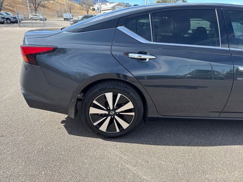 Used 2022 Nissan Altima 2.5 SL image 30
