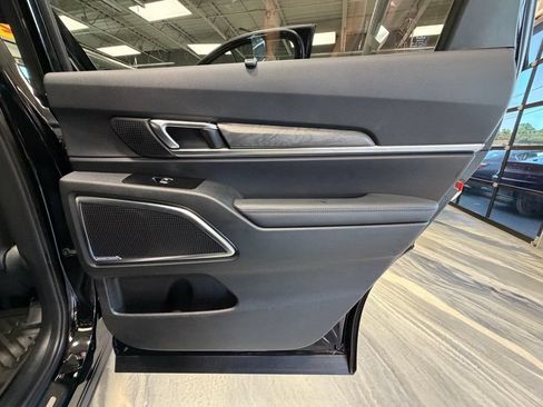 Used 2025 Kia Telluride SX X-Line AWD/4WD image 53