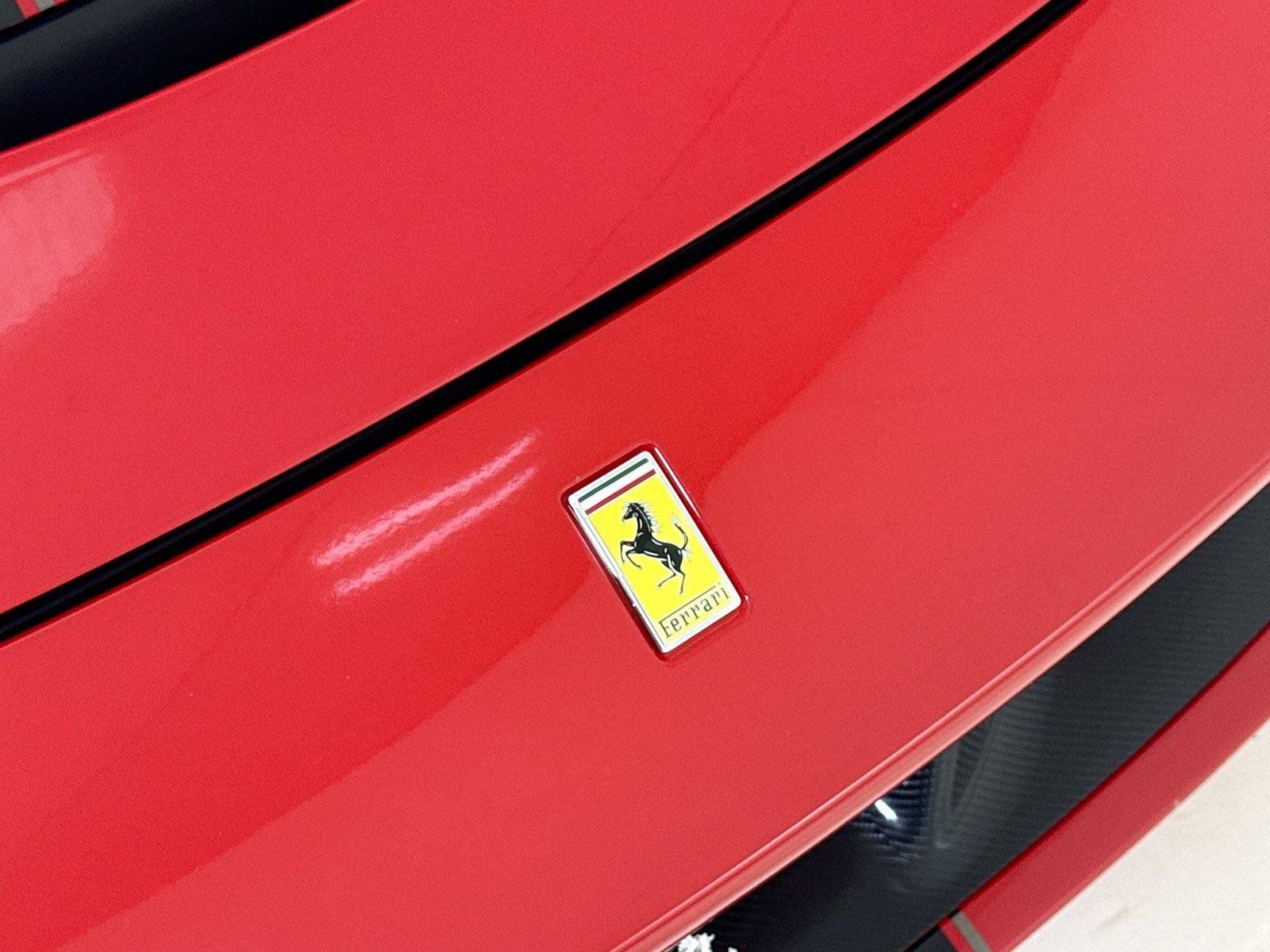 Used 2021 Ferrari F8 Tributo RWD image 34