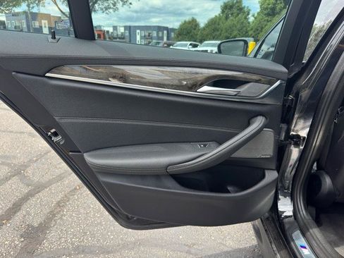 Used 2018 BMW M550i xDrive AWD/4WD image 24