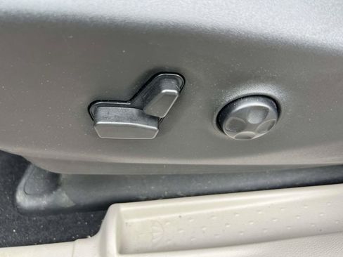 Certified 2023 Chrysler Pacifica Touring-L FWD image 17