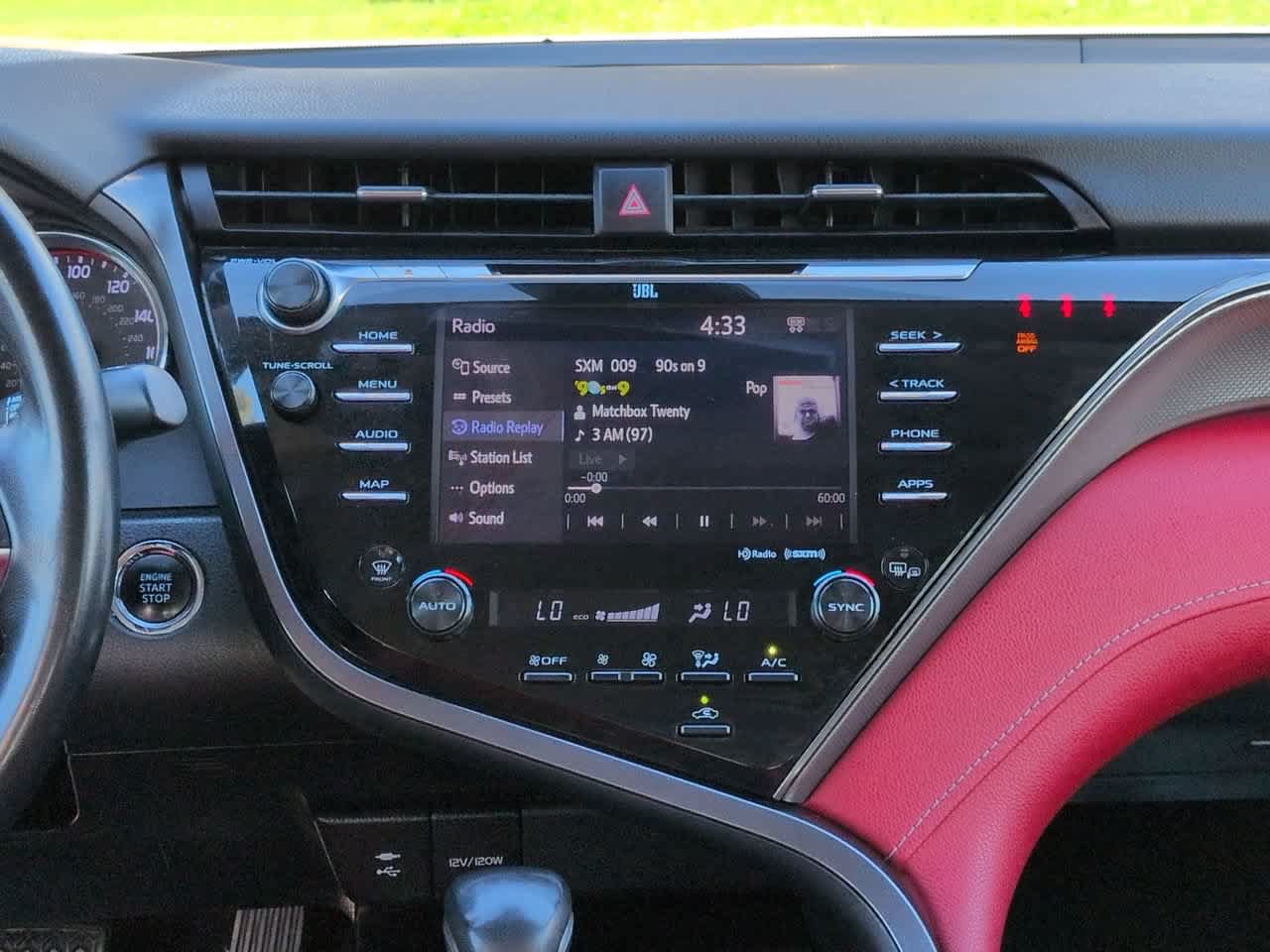 Used 2019 Toyota Camry XSE FWD image 17
