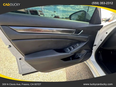 Used 2019 Honda Accord Sport image 10