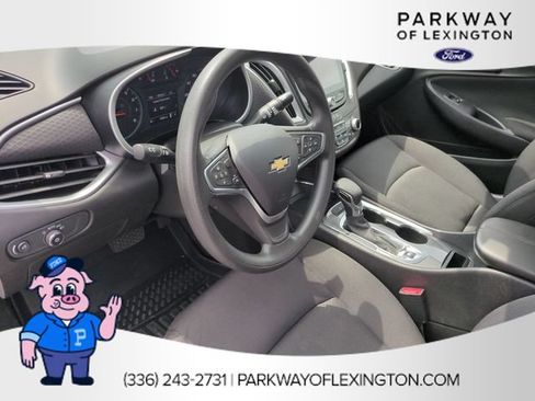 Used 2023 Chevrolet Malibu LT FWD image 15