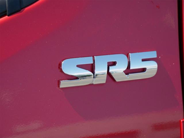 Certified 2023 Toyota Tacoma SR5 AWD/4WD image 11