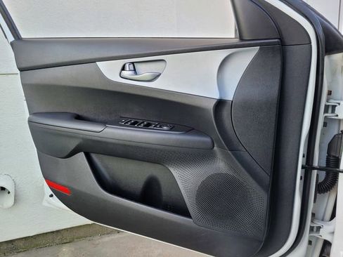 Certified 2023 Kia Forte LXS FWD image 26