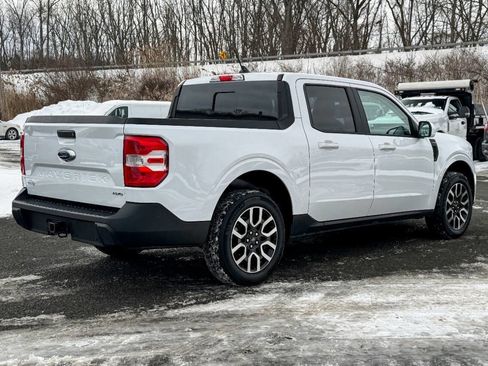 Used 2023 Ford Maverick Lariat w/ Lariat Luxury Package image 3