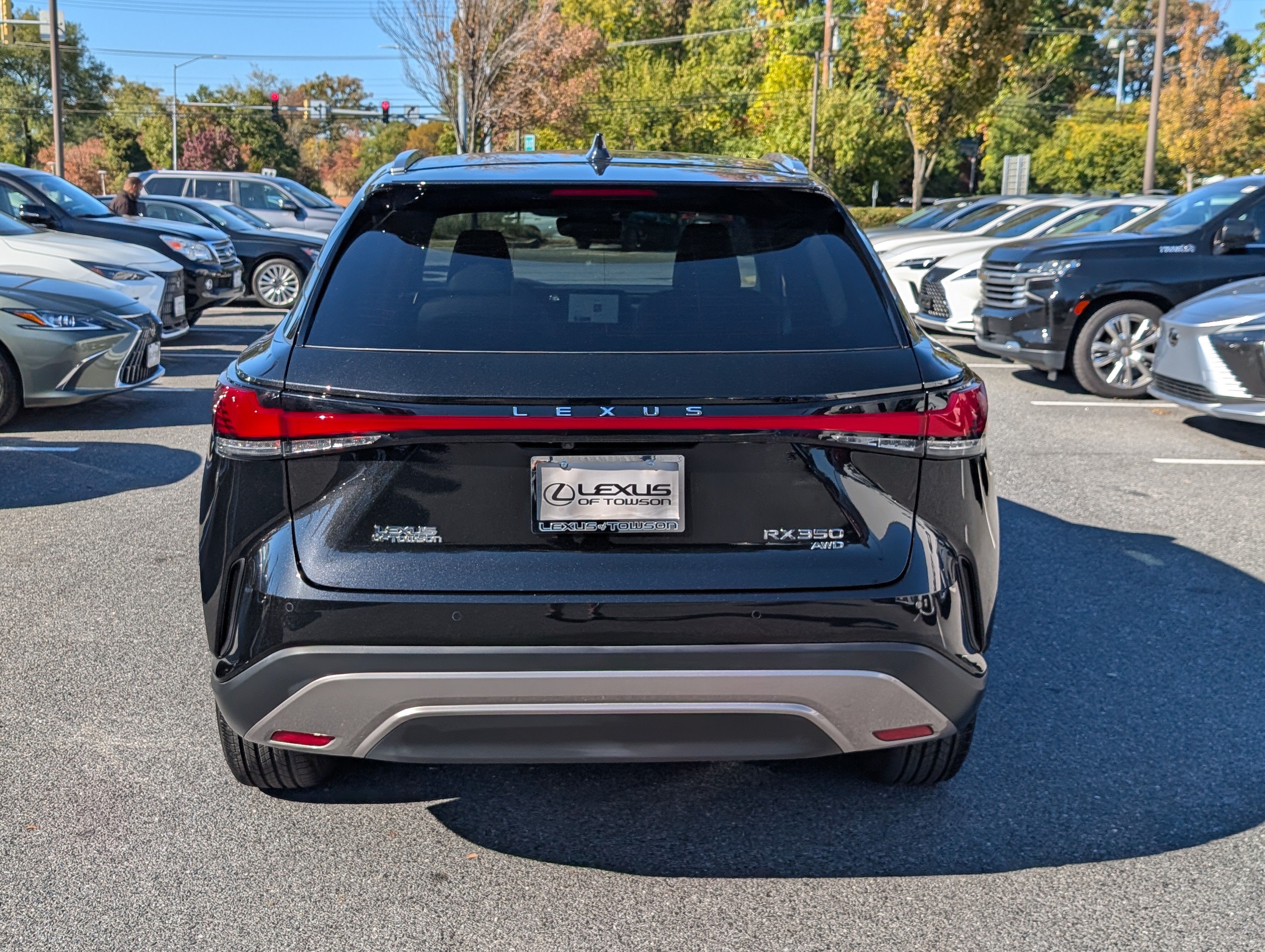 Used 2024 Lexus RX 350 Premium w/ Accessory Package (Z1) AWD/4WD image 4