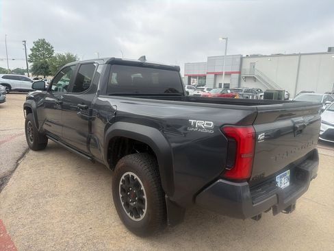 Used 2024 Toyota Tacoma TRD Off-Road AWD/4WD image 6