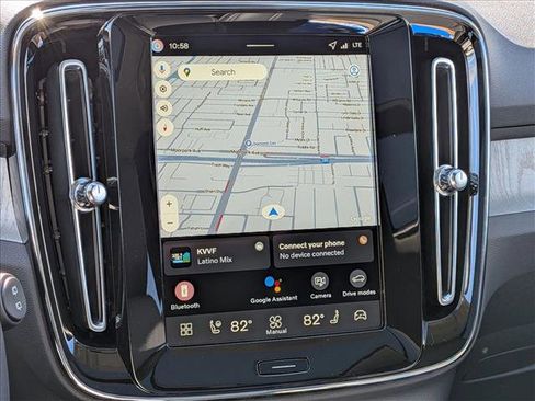 New 2026 Volvo XC40 B5 Ultra w/ Climate Package image 13