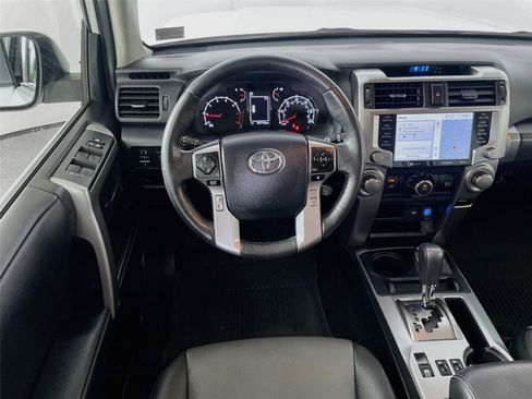 Used 2023 Toyota 4Runner SR5 Premium w/ Moonroof Package AWD/4WD image 25