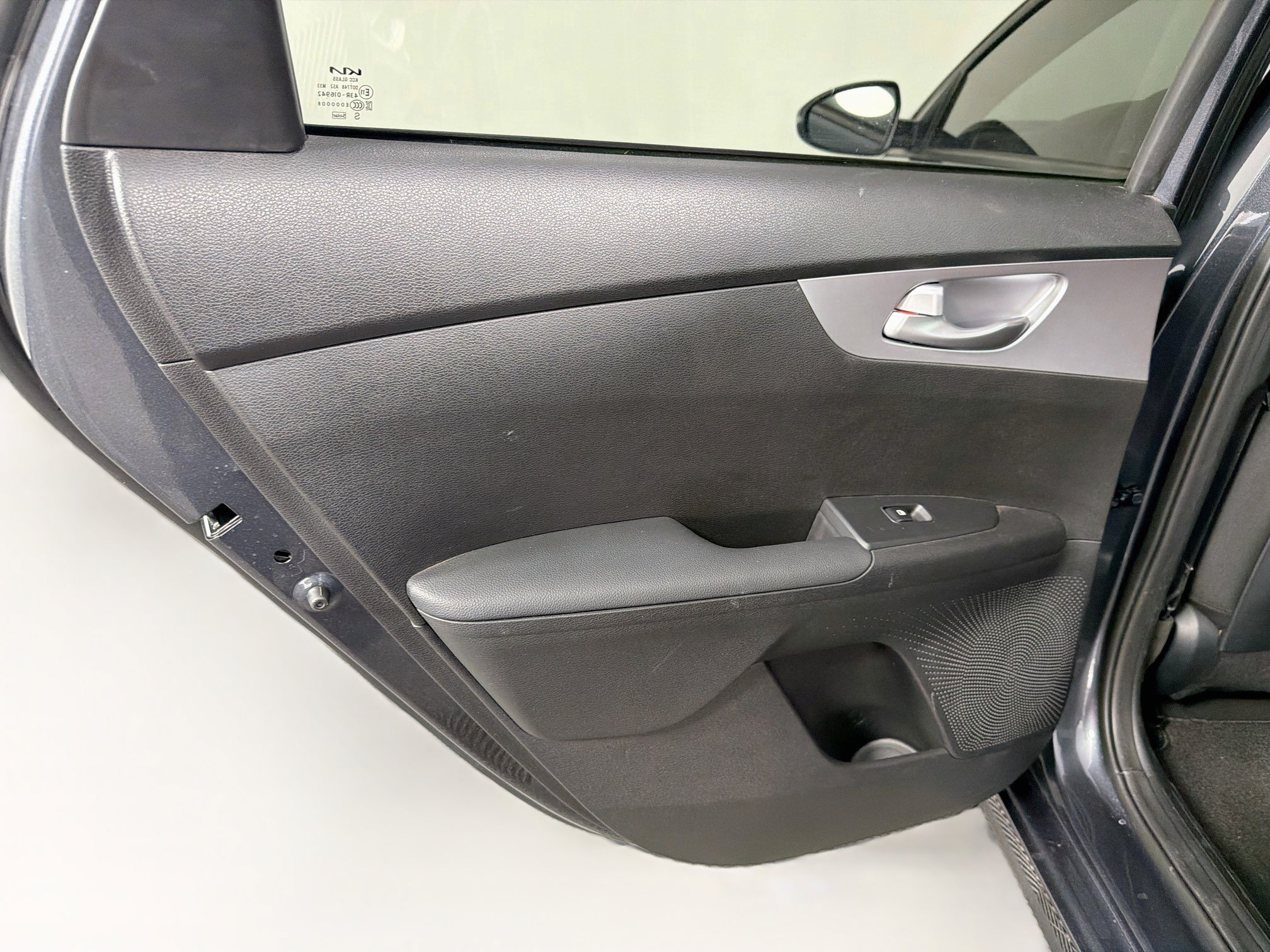 Used 2024 Kia Forte LXS w/ LXS Technology Package FWD image 27