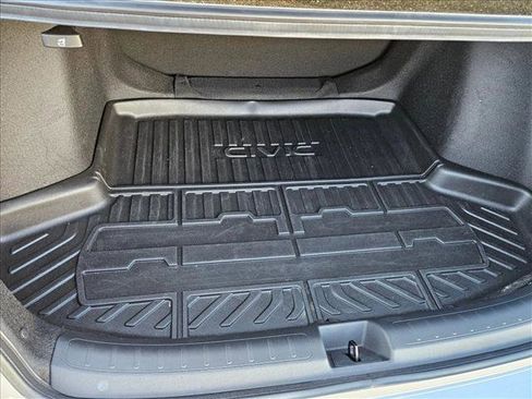 Used 2023 Honda Civic Sport image 6