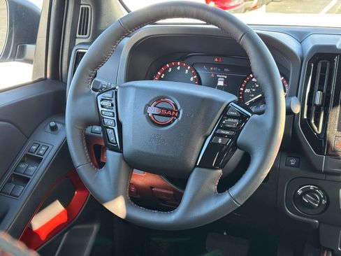 New 2026 Nissan Frontier PRO-4X w/ Pro-4x Convenience Package image 7