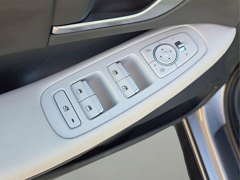 Used 2023 Hyundai Sonata SEL image 23