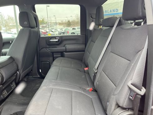 Used 2020 Chevrolet Silverado 2500 Custom w/ Custom Value Package image 22