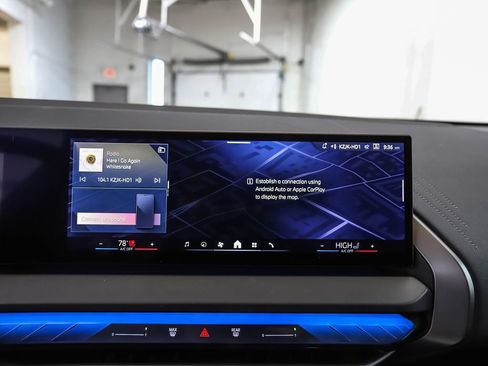 Used 2026 BMW X3 xDrive30 w/ Premium Package image 15