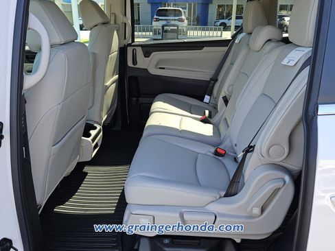 New 2026 Honda Odyssey EX-L image 10