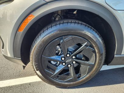 New 2026 Chevrolet Equinox EV LT