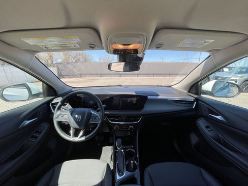 Used 2025 Buick Encore GX Preferred FWD image 33