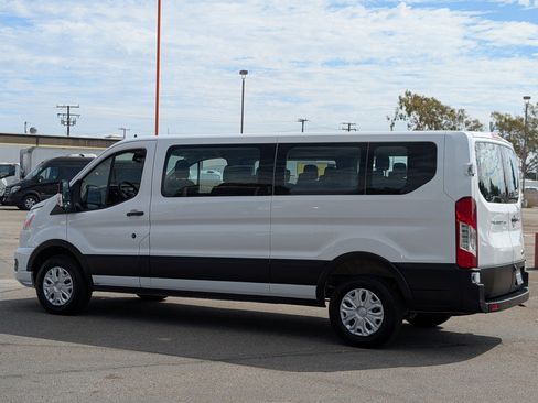 Used 2021 Ford Transit 350 XLT RWD image 5