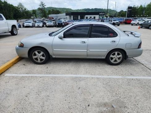 Used 2003 Nissan Sentra GXE FWD image 6