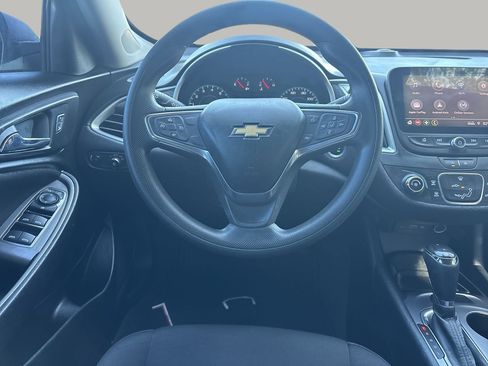 Used 2020 Chevrolet Malibu LS image 8