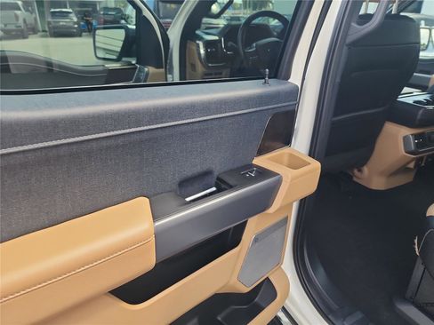 Certified 2023 Ford F150 Lariat w/ FX4 Off-Road Package image 19