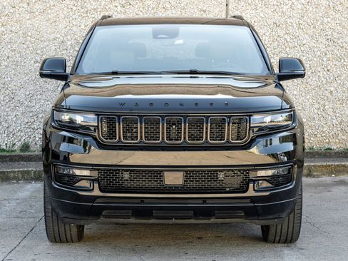 Used 2024 Jeep Wagoneer Series II w/ Convenience Group I image 8