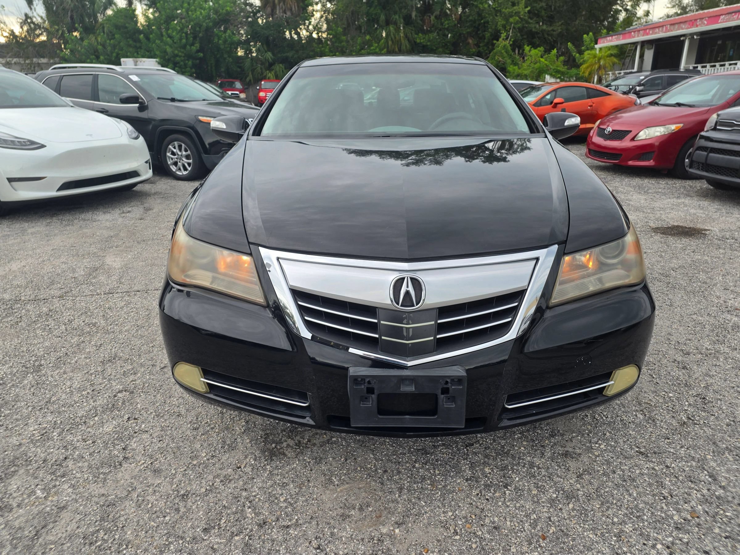 Used 2011 Acura RL AWD/4WD image 2