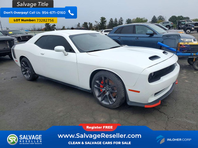 Used 2022 Dodge Challenger R/T Scat Pack w/ Plus Package RWD image 5