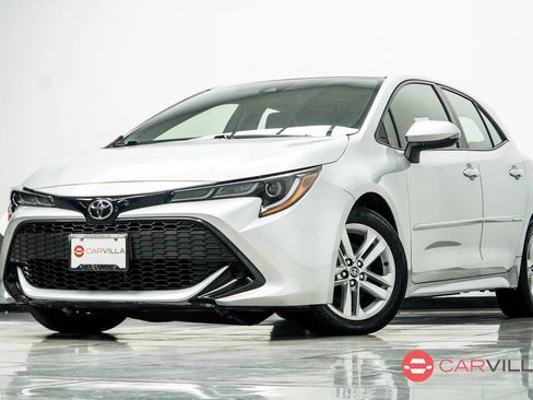 Used 2019 Toyota Corolla SE FWD image 1