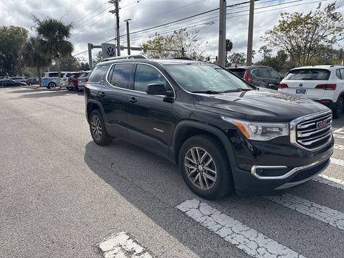Used 2018 GMC Acadia SLE image 9