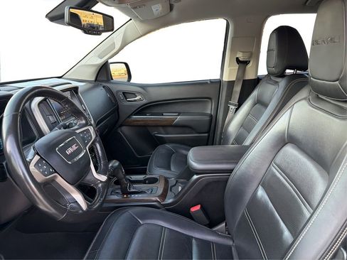 Used 2019 GMC Canyon Denali image 10