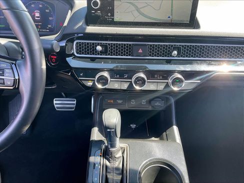 Used 2025 Honda Civic Sport Touring image 34