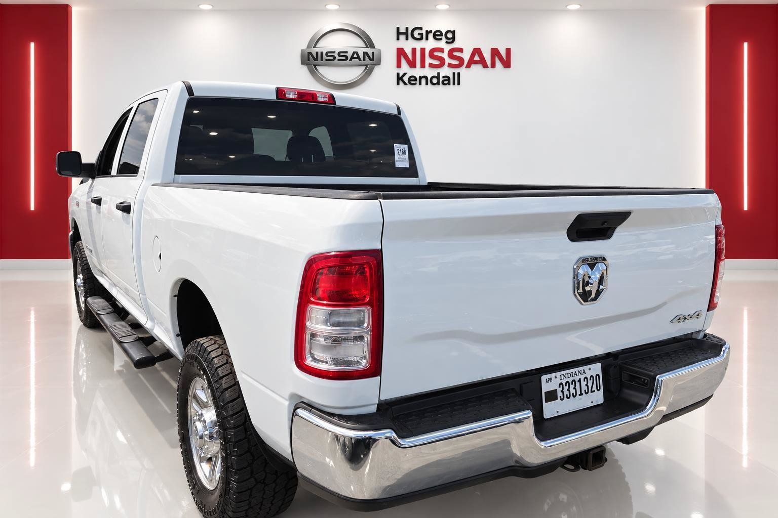 Used 2022 RAM 2500 Tradesman w/ Chrome Appearance Group AWD/4WD image 2