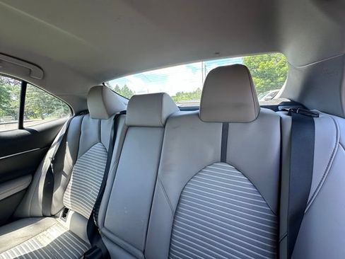 Used 2023 Toyota Camry SE AWD/4WD image 10