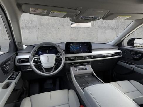 New 2026 Lincoln Aviator Reserve AWD/4WD image 9