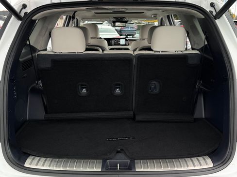 Used 2022 Hyundai Palisade Calligraphy image 23