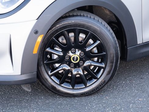 Used 2023 MINI Cooper SE image 23